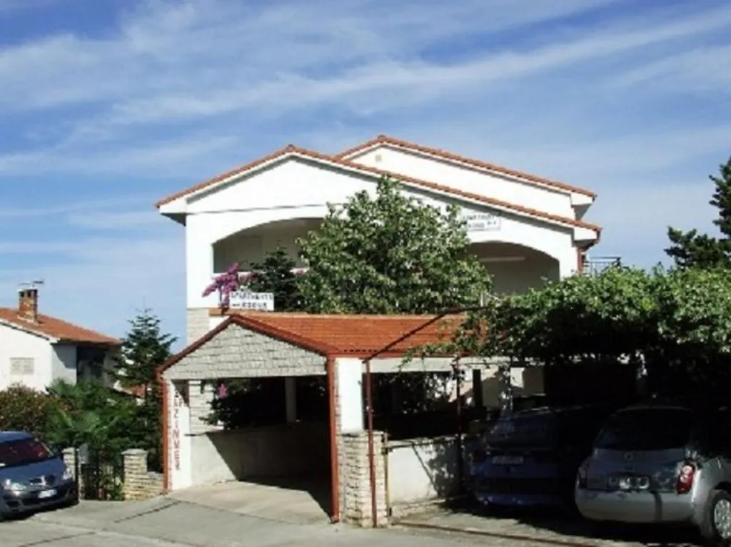 Apartment In Pula With Terrace, Air Conditioning, W-Lan, Washing Machine 633-6