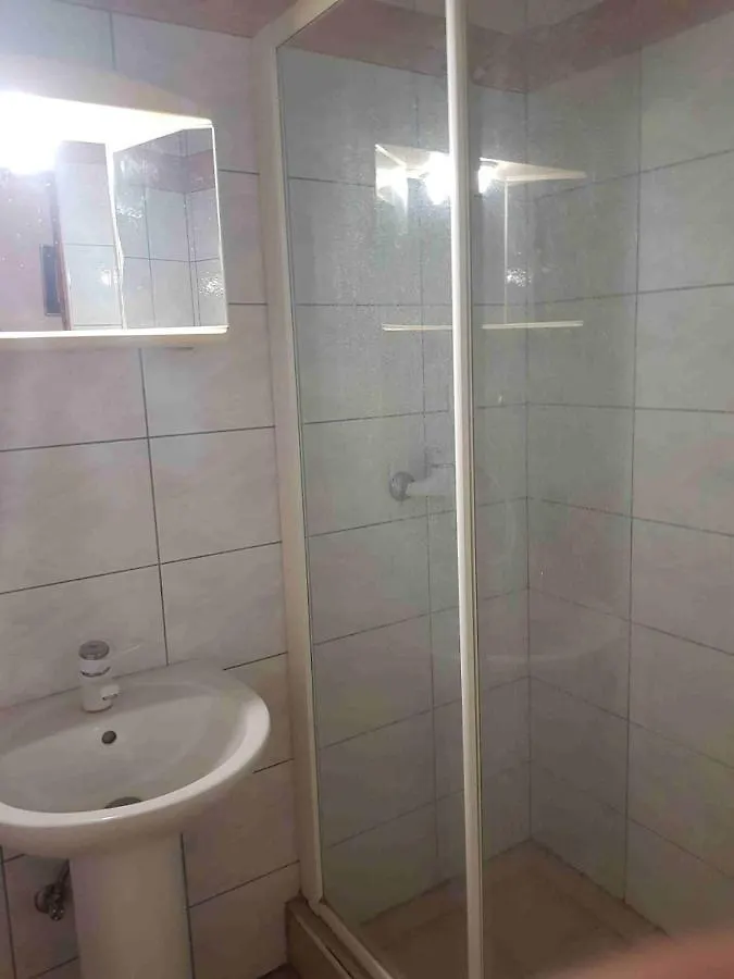 Apartment In Pula With Terrace, Air Conditioning, W-Lan, Washing Machine 633-6